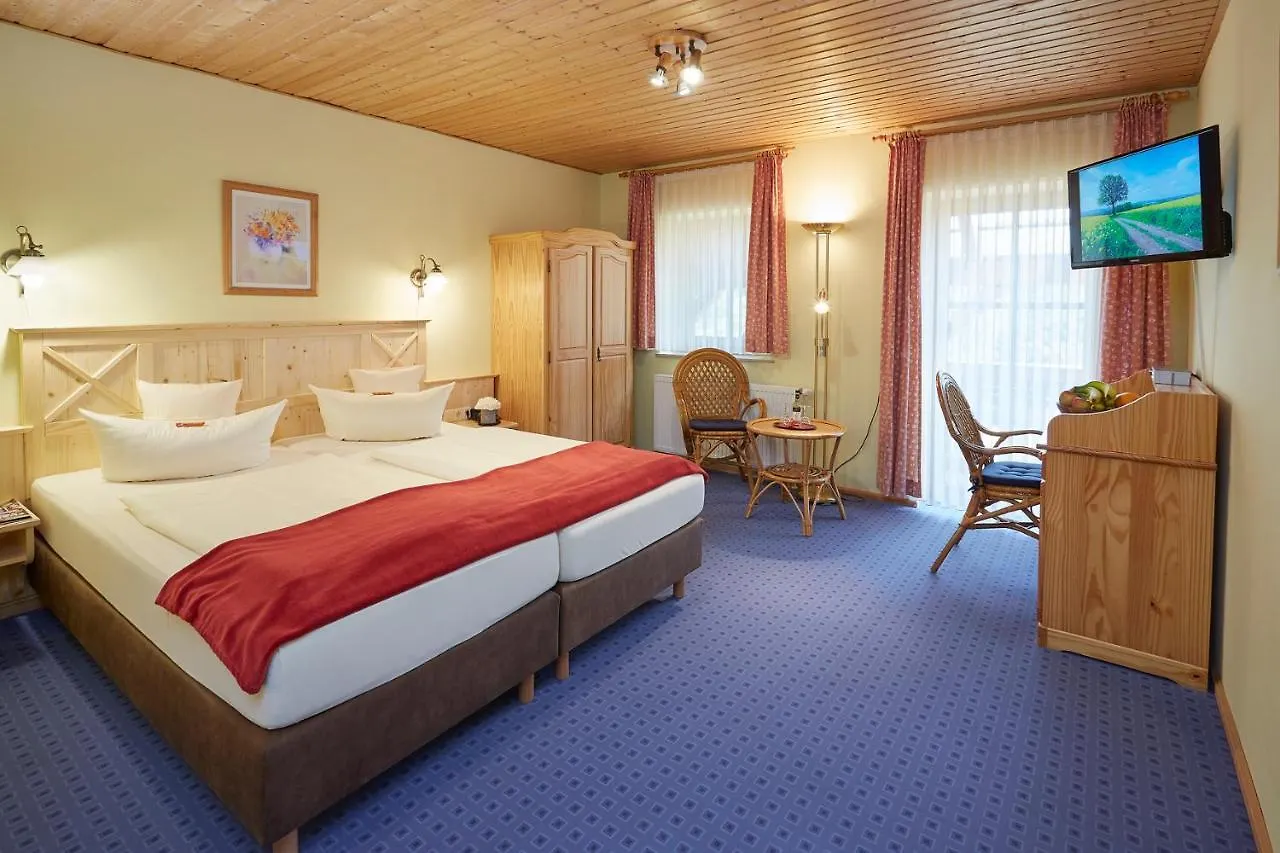 Land- Und Aktivhotel Altmuehlaue Bad Rodach Otel